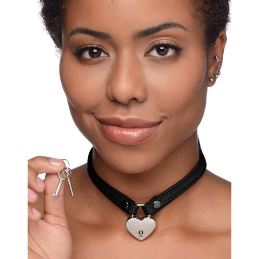 Heart Lock Leather Choker with Lock and Key Black
