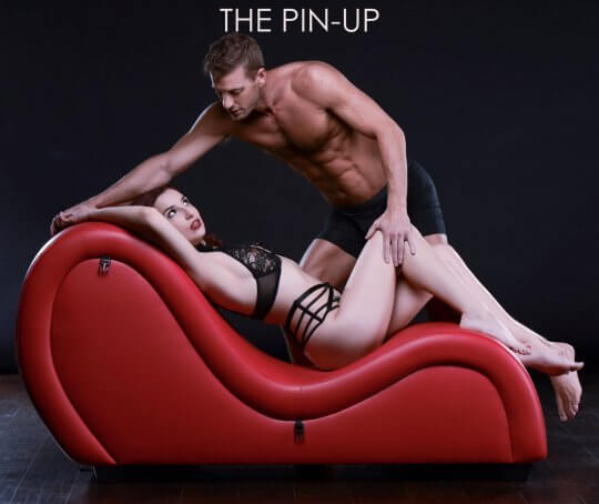Kinky Couch Tantric Chair Lounge with Love Pillows